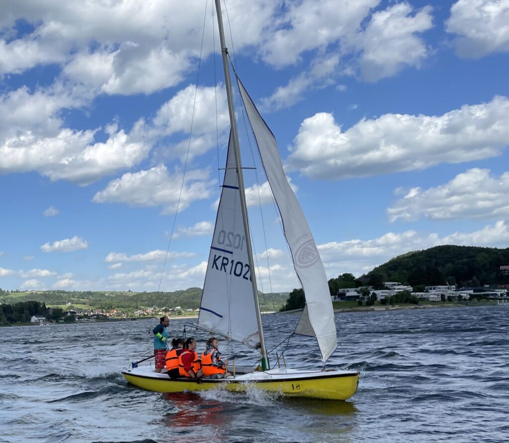 Łódź żaglowa Omega